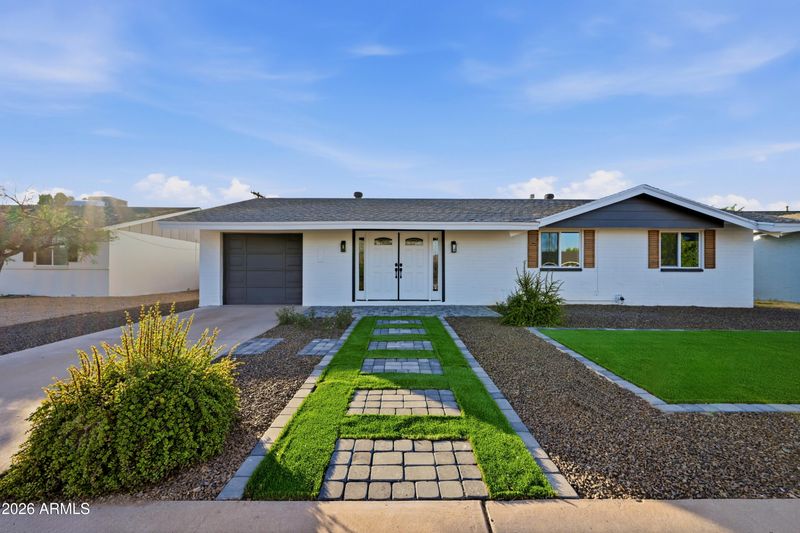 8262 E Monte Vista Rd, Scottsdale, AZ 85257