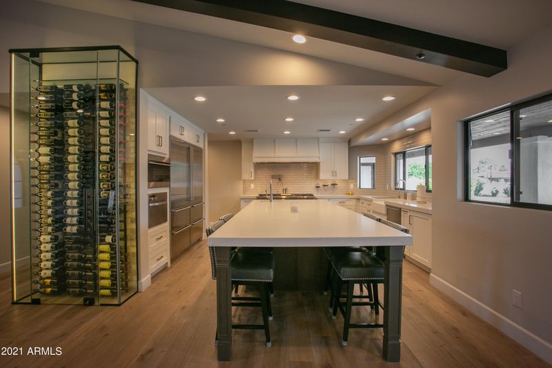 8265 E Sutton Dr, Scottsdale, AZ 85260