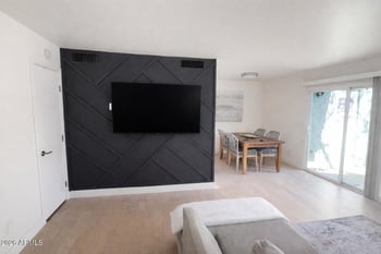 827 Cochise Dr #B, Phoenix, AZ 85020