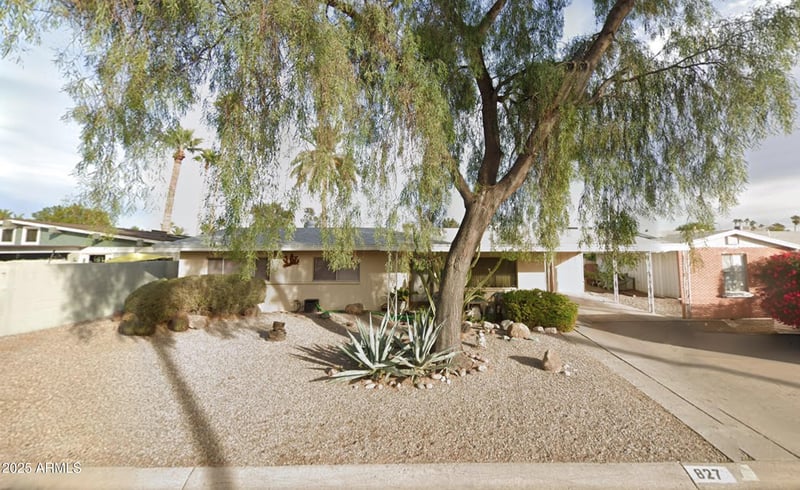 827 Saranac Ave, Mesa, AZ 85208