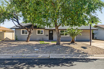 827 W Romo Jones St, Tempe, AZ 85281