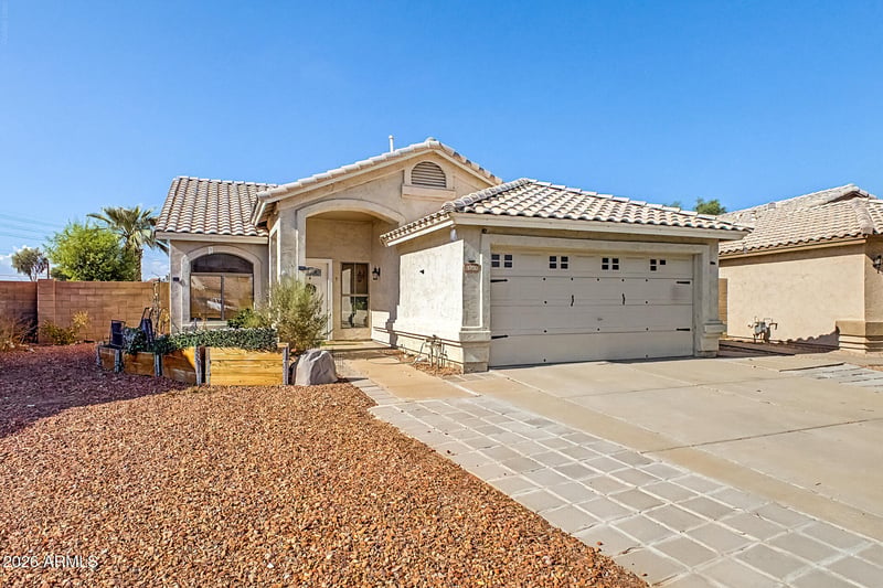 8270 W Voltaire Ave, Peoria, AZ 85381