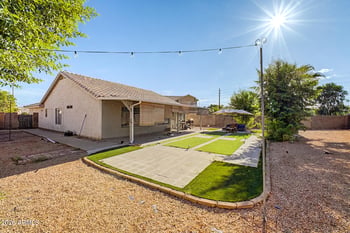 8270 W Voltaire Ave, Peoria, AZ 85381