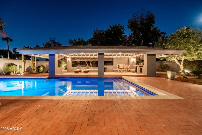 8276 Pecan Grove Cir, Tempe, AZ 85284