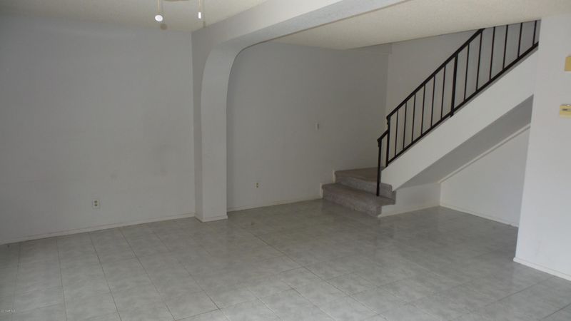 828 E Eugie Ave, Phoenix, AZ 85022