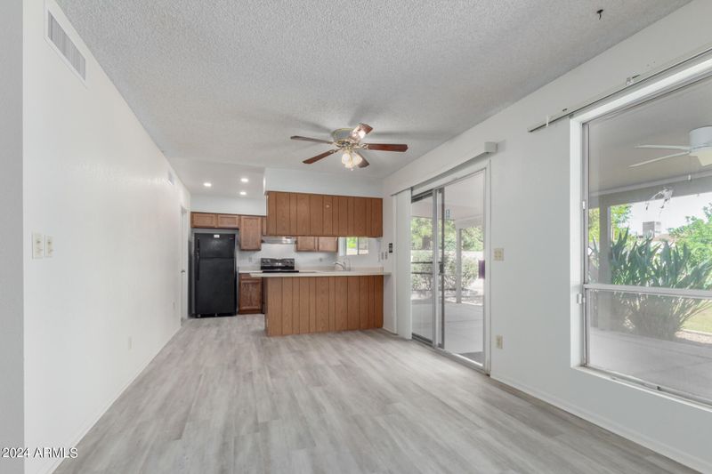 828 E Le Marche Ave, Phoenix, AZ 85022