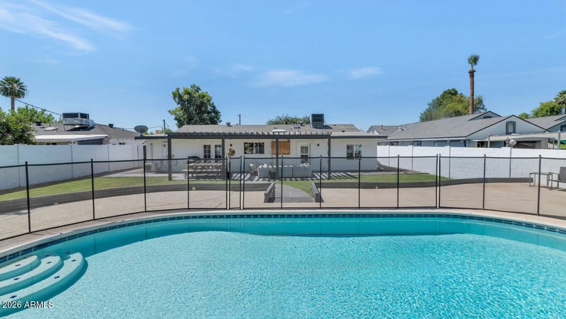 828 Myrtle Ave, Phoenix, AZ 85020