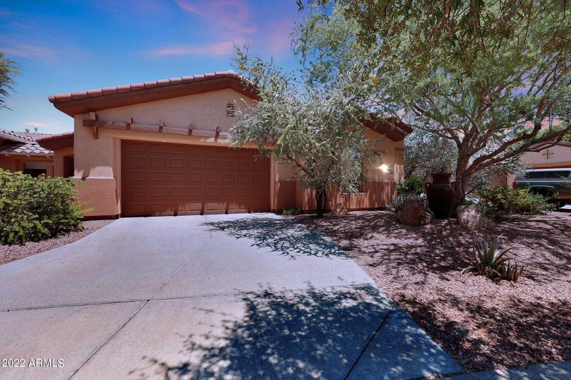 828 W Elm Ct, Litchfield Park, AZ 85340