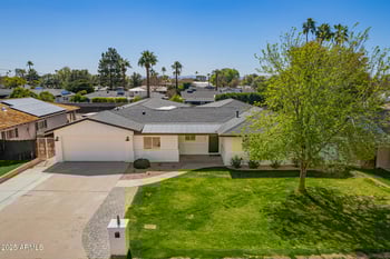 829 Desert Park Ln, Phoenix, AZ 85020