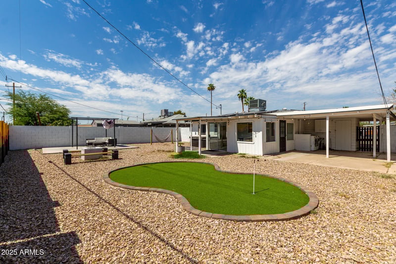 829 Mitchell Dr, Phoenix, AZ 85013