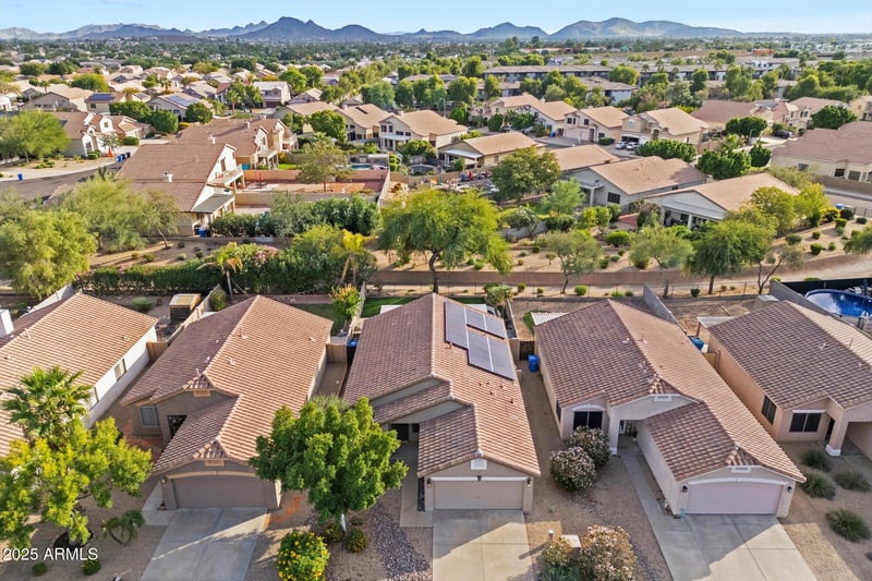 829 Potter Dr, Phoenix, AZ 85024