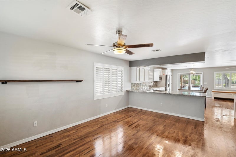 829 Potter Dr, Phoenix, AZ 85024