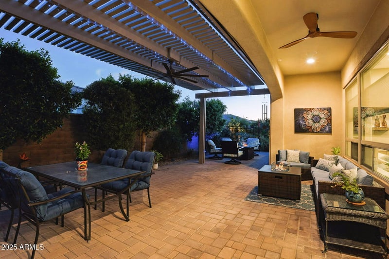 829 Snowy Farm Dr, Queen Creek, AZ 85140