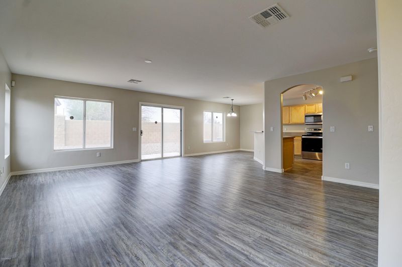 83 S 220th Dr, Buckeye, AZ 85326