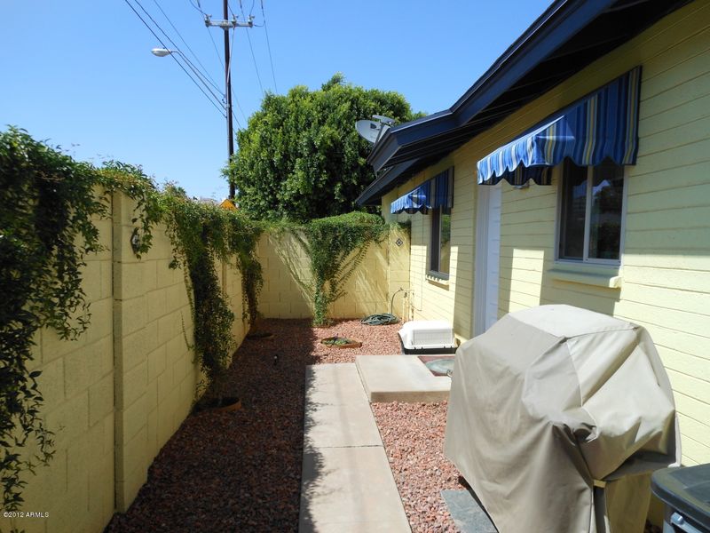83 W Cambridge Ave, Phoenix, AZ 85003