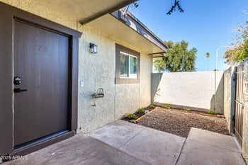 830 Dobson Rd #72, Mesa, AZ 85202