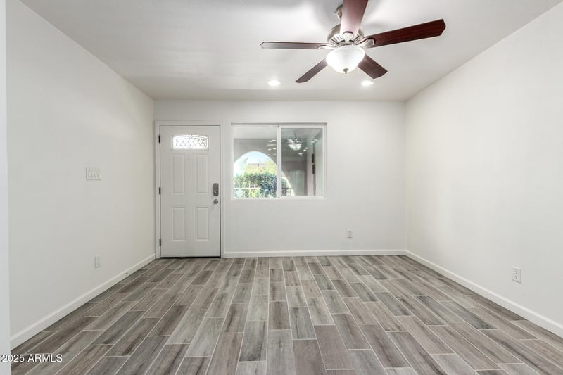 830 Dobson Rd #98, Mesa, AZ 85202