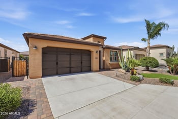 830 Garden Basket Dr, Queen Creek, AZ 85140