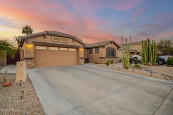 830 Mule Train Trl, San Tan Valley, AZ 85143