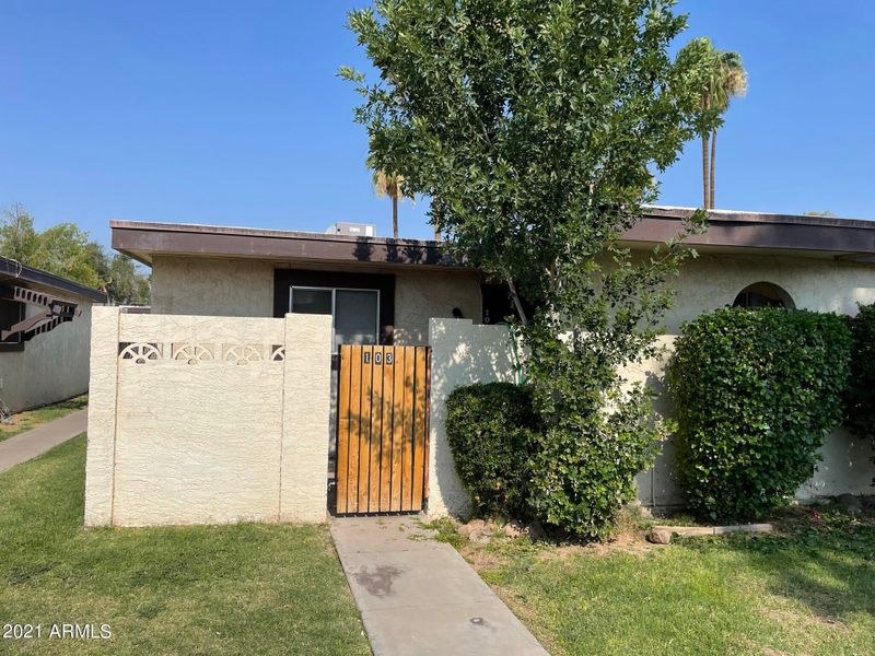 830 S Dobson Rd #103, Mesa, AZ 85202
