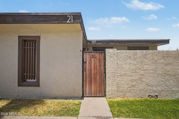 830 Dobson Rd #21, Mesa, AZ 85202