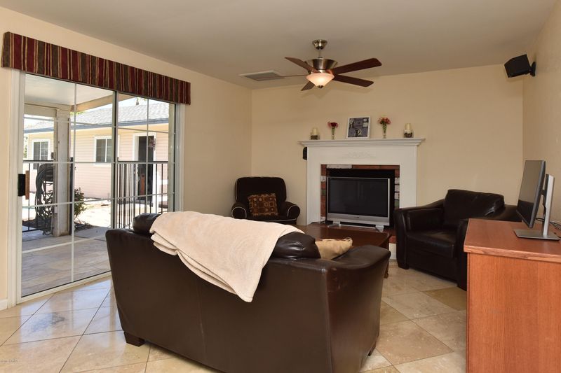 830 W Naranja Ave, Mesa, AZ 85210