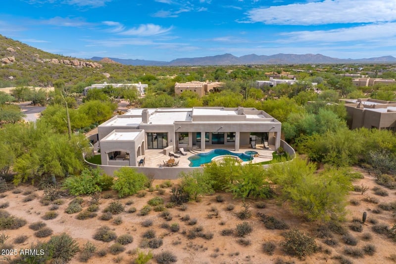 8300 Dixileta Dr #233, Scottsdale, AZ 85266
