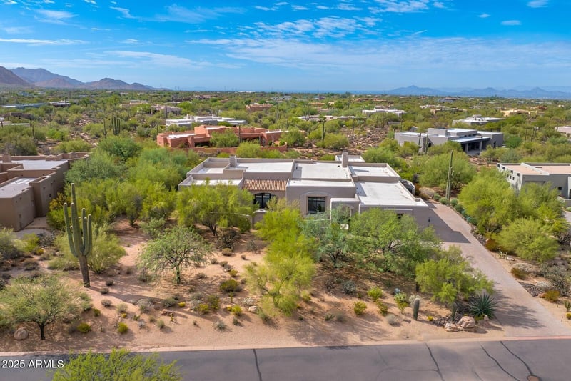 8300 Dixileta Dr #233, Scottsdale, AZ 85266