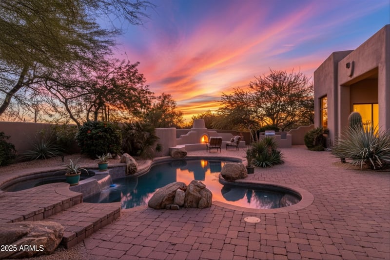 8300 Dixileta Dr #235, Scottsdale, AZ 85266