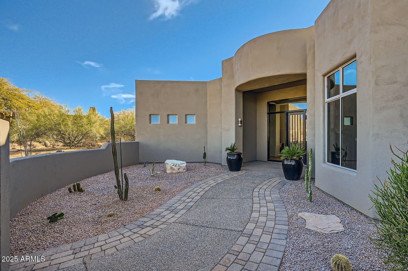 8300 E Dixileta Dr #281, Scottsdale, AZ 85266