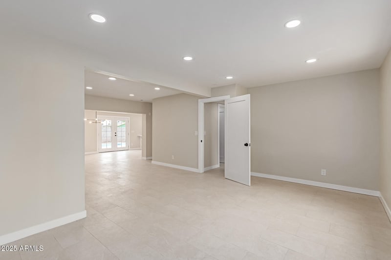 8301 29th Ave, Phoenix, AZ 85051