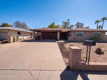 8301 N 47th Dr, Glendale, AZ 85302