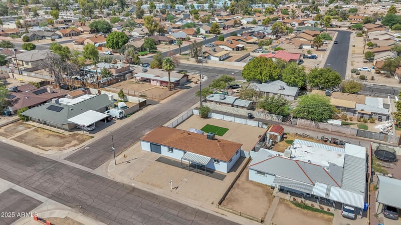8302 30th Dr, Phoenix, AZ 85051