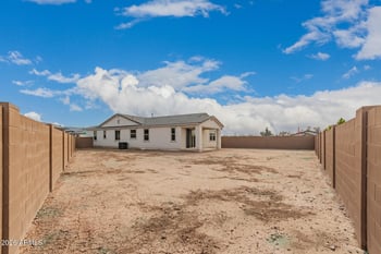 8302 54th Dr, Glendale, AZ 85302