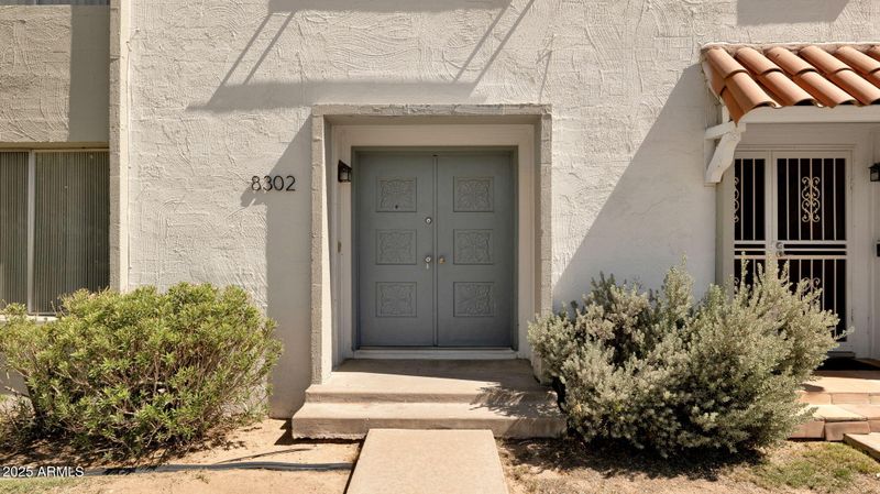8302 E Chaparral Rd, Scottsdale, AZ 85250