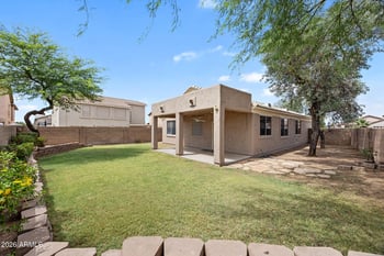 8303 56th Ln, Glendale, AZ 85302