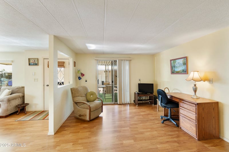 8304 Desert Trl, Mesa, AZ 85208