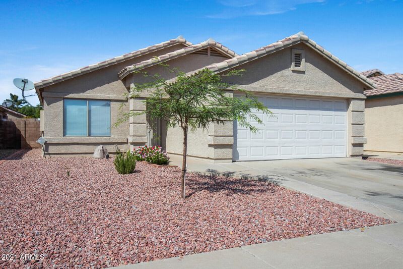 8304 W Baxter Dr, Phoenix, AZ 85037
