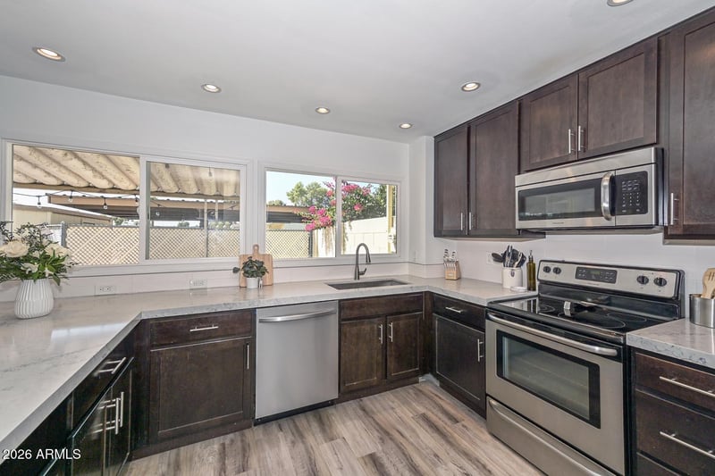 8305 Vista Dr, Scottsdale, AZ 85250