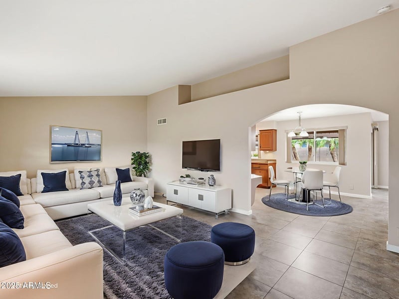 8306 Milagro Ave, Mesa, AZ 85209