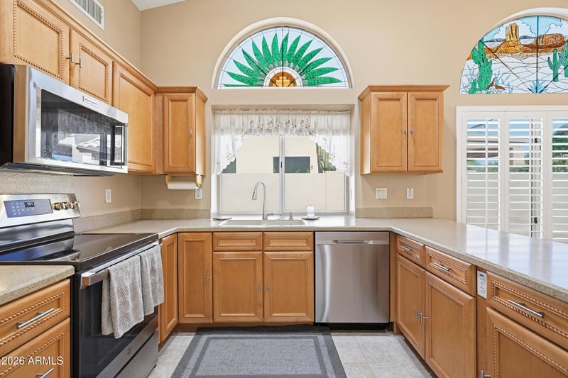 8306 W Tonto Ln, Peoria, AZ 85382
