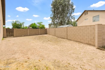8307 Mclellan Rd, Glendale, AZ 85305