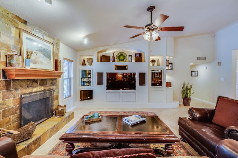8308 E Voltaire Ave, Scottsdale, AZ 85260