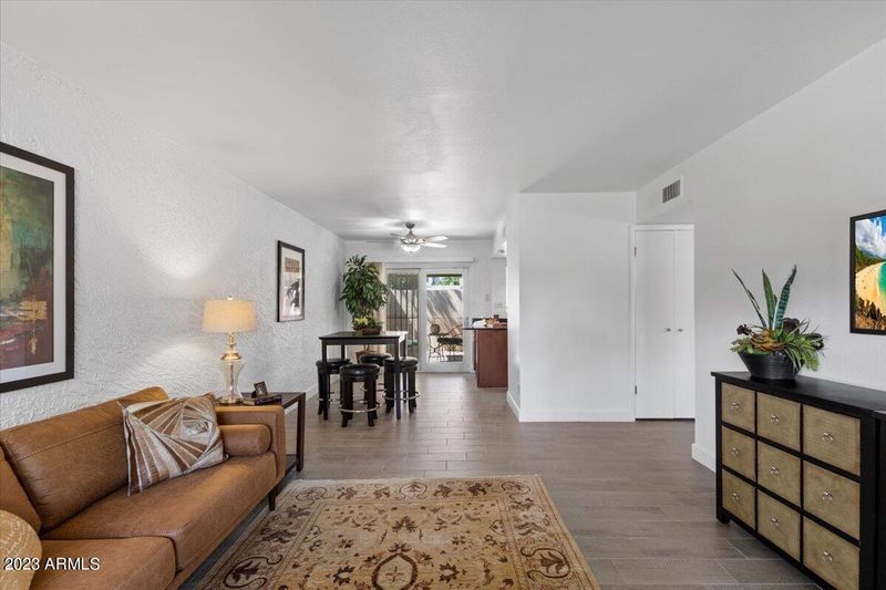 8309 E Thomas Rd, Scottsdale, AZ 85251