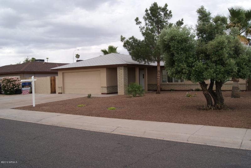 8309 N 51st Dr, Glendale, AZ 85302