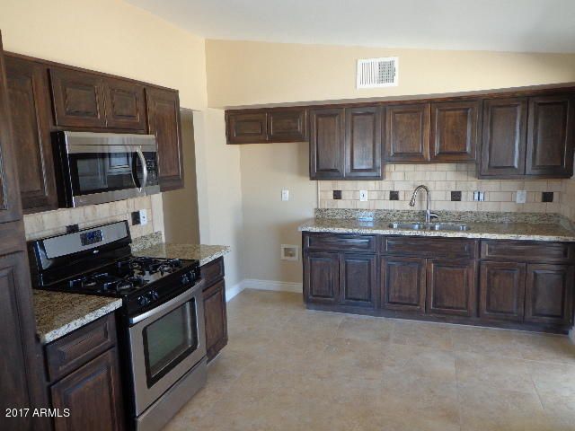 831 E Carter Rd, Phoenix, AZ 85042