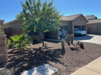 831 Phelps Dr, Apache Junction, AZ 85120