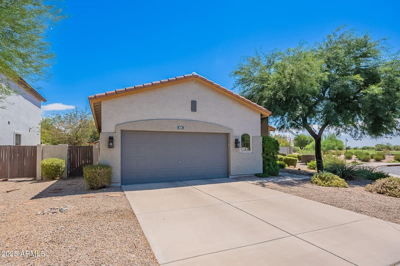 831 Taurus Pl, Chandler, AZ 85249