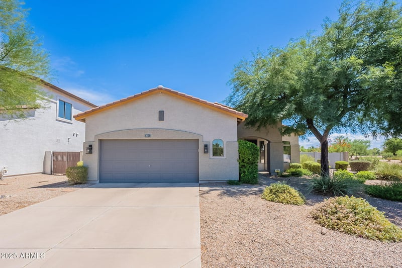 831 Taurus Pl, Chandler, AZ 85249