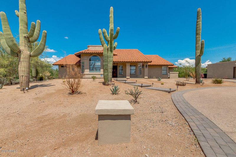 8310 E Bronco Trl, Scottsdale, AZ 85255